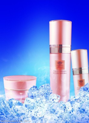 冰塊美學與機械之韻 當化妝品遇見汽車配件