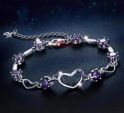 專業(yè)珠寶首飾、手表與化妝品產(chǎn)品拍攝攝影服務(wù)，覆蓋廣州、番禺、東莞、深圳地區(qū)